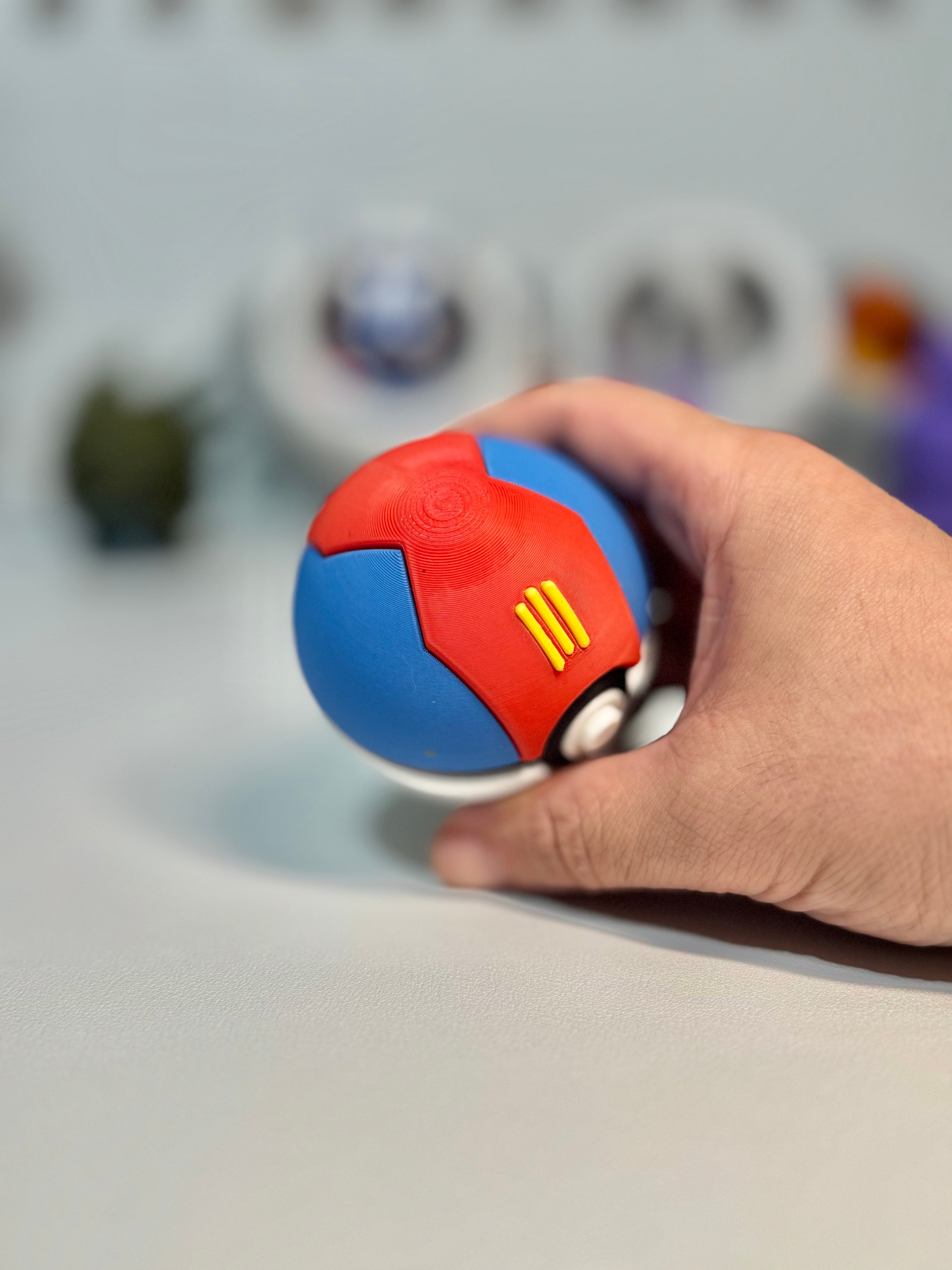 Lure Ball Fidget Clicker