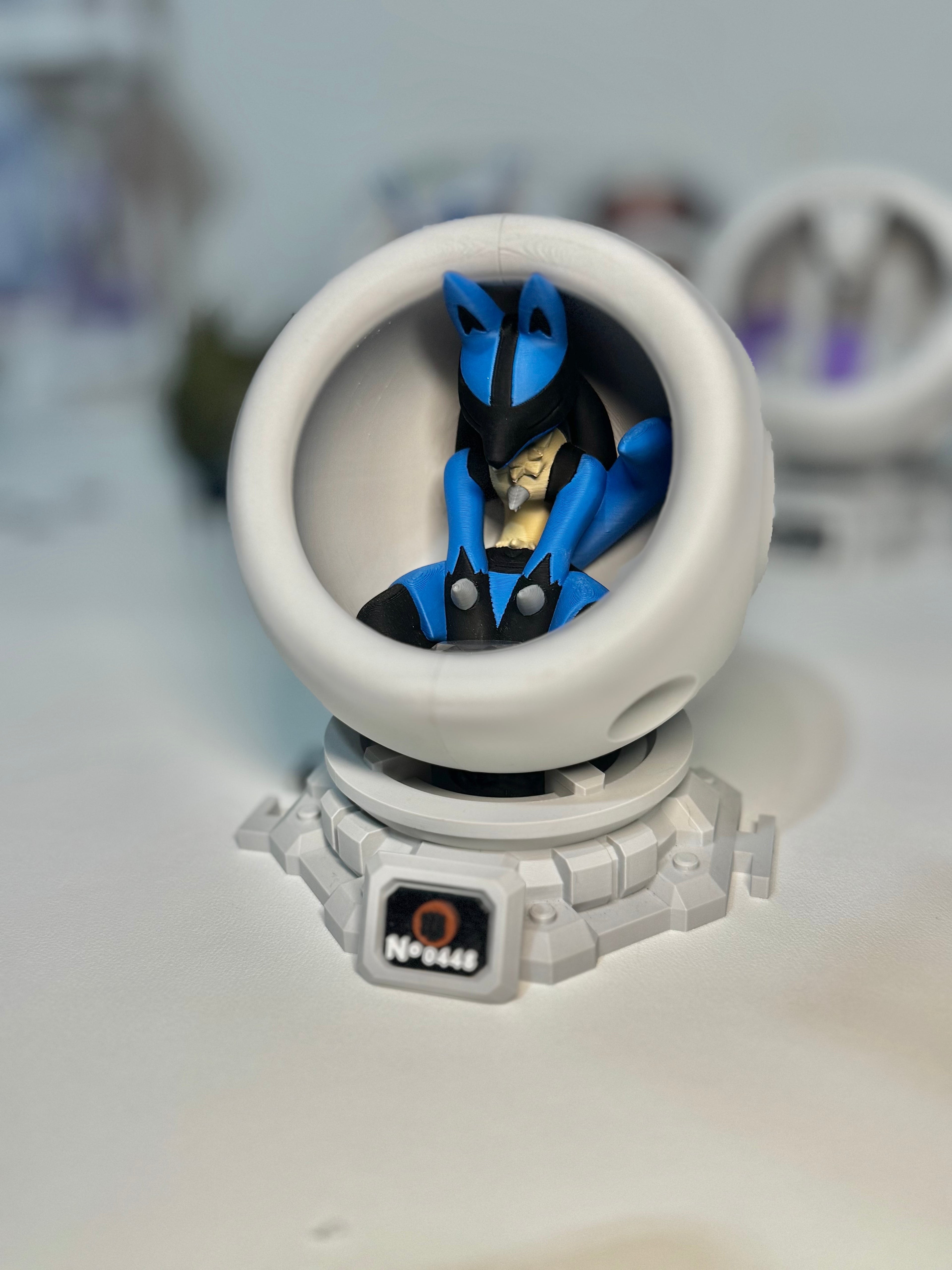 Luc-ario LED Healing Pod