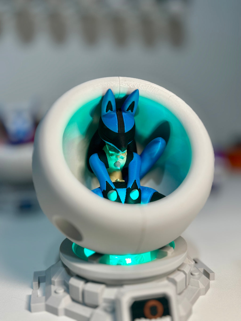 Luc-ario LED Healing Pod